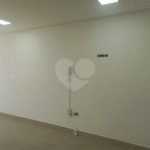Sala Comercial para locação na Região da Vila Santa Catarina!!!
