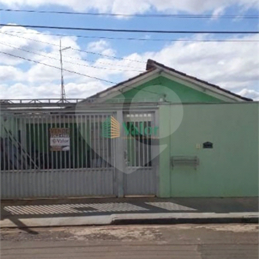 Casa térrea para venda no Parque Primavera.