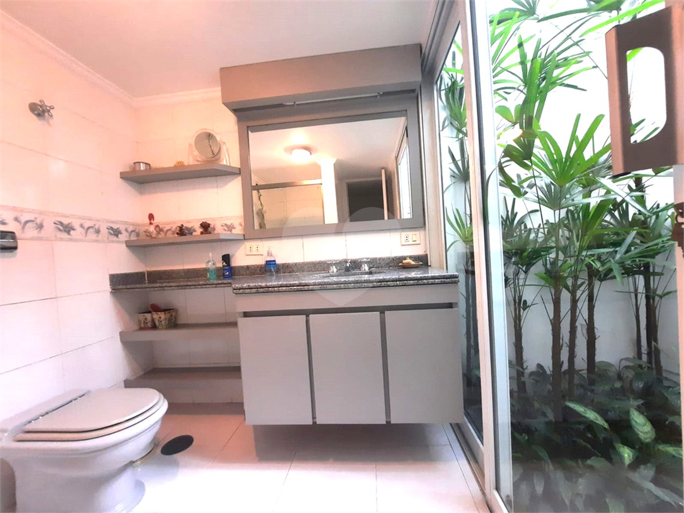 Casa para alugar com 4 quartos, sendo 2 suítes,  em Alto da Boa Vista, São Paulo, SP