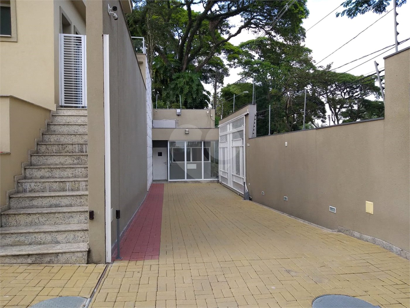 Casa, 4 quartos, 4 suítes, 6 vagas, à venda, no Barro Branco, em São Paulo.