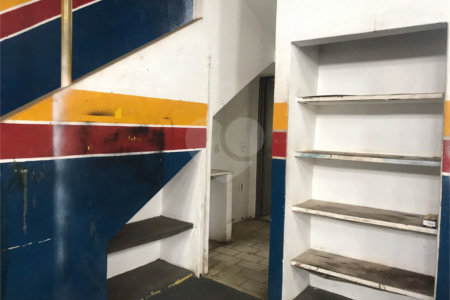 Galpão Comercial na Vila Luftalla.