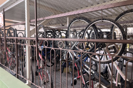 Apartamento de 01 dormitório com terraço e vaga perto do metrô