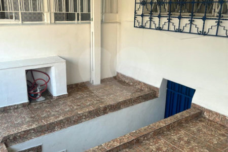Casa a Venda no Charmoso Bairro do Belém com 300 m2 e Excelente Localização no charmoso bairro do Belém
