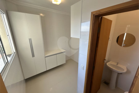 Cobertura de Alto Padrão no Centro de São Carlos – Sofisticação, Espaço e Conforto!