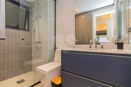 Apartamento 3 suítes 4 vagas 318m² a venda na Vila Sofia - São Paulo