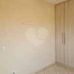 Apartamento no Condomínio Monte Verde.