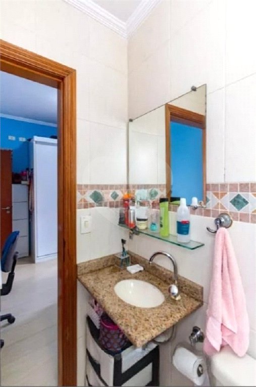 Sobrado à venda no Ipiranga de 140m² com 4 suítes e 3 vagas.
