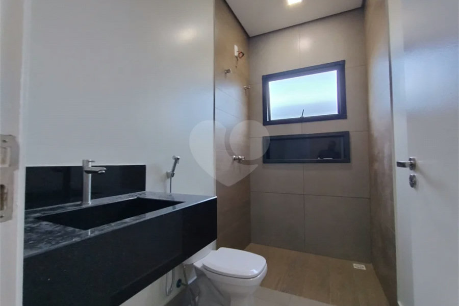 Casa em Condomínio à Venda em Piracicaba/SP.