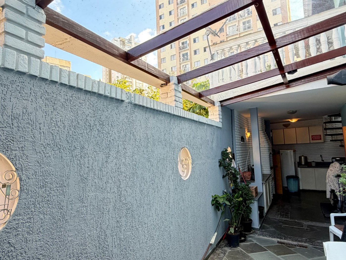 Casa para venda em Jardim Peri Peri com 3 quartos, sendo 1 suíte, 149m²