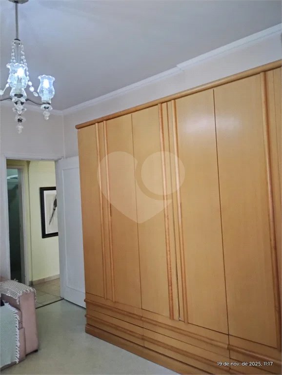 Apartamento em Higienópolis com 2 dormitórios