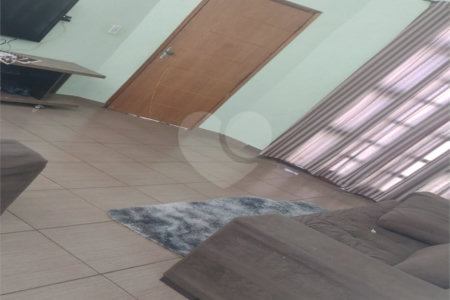 Casa no Jardim Embaré 2 dormitórios 250m@ de terreno