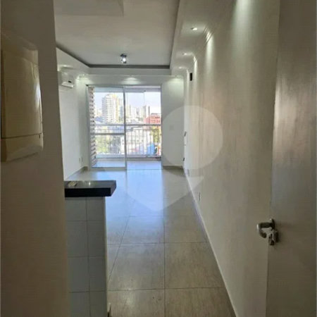 Apartamento de 82,6 m² no Baeta Neves, com 3 dormitórios, 1 suíte, 2 vagas, varanda gourmet com churrasqueira, planejados, ar-condicionado e lazer completo.