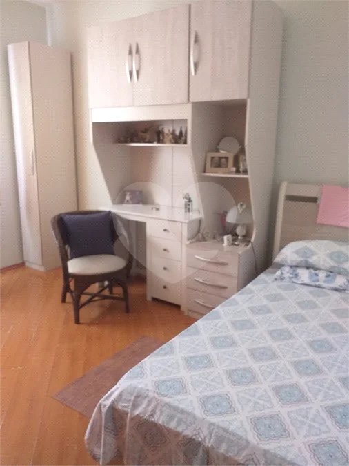 Vende-se Lindo Sobrado na Vila Santa Catarina