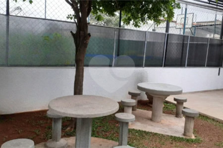 Apartamento de 2 quartos com garagem à venda na Vila Prudente