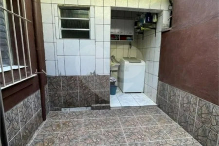 Apartamento térreo , com 72m² , 3 dormitórios , à venda no bairro do Cambucí.