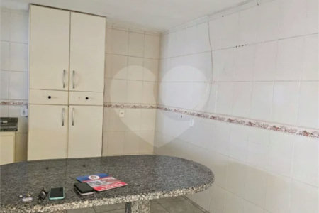Casa de 5 quartos (1 suíte) para venda em Artur Alvim