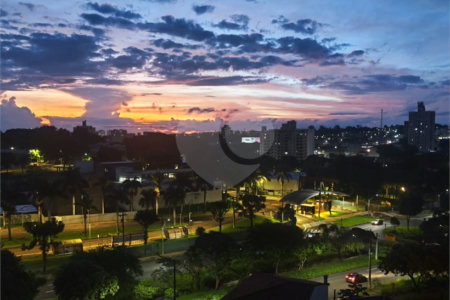Apartamento à Venda no bairro Parque Arnold Schimidt - São Carlos/SP