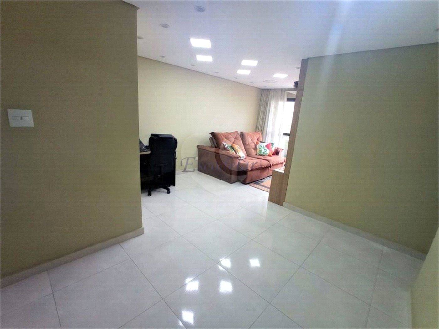 Apartamento de 70m2 no Mandqui de 3 dormitórios, sala com sacada e 2 vagas garagem