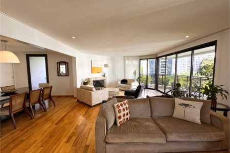 Higienópolis: Apartamento de 350 m2, 4 suítes, 5 vagas.