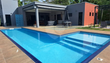 Terreno à venda com 3 quartos, sendo 1 suíte,  no condomínio Portal Ouro Verde, Atibaia - SP