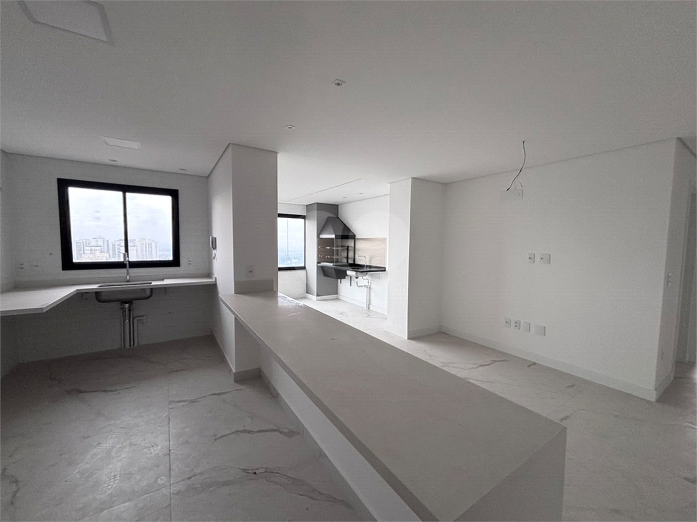 Vila Ema | 120m² | 3 Suítes | Varanda Gourmet | Vista Livre | Andar Alto
