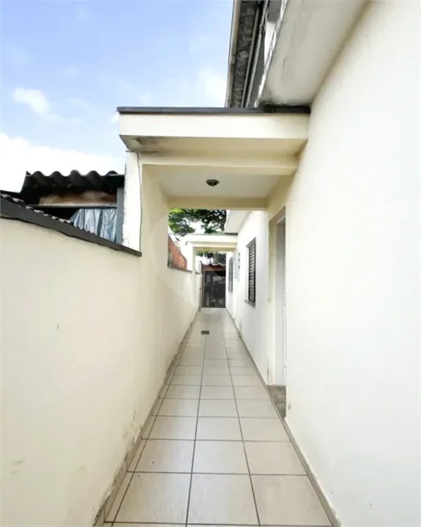 Sobrado com área total de 159m² na região do Jardim Jaraguá em São Paulo - SP.