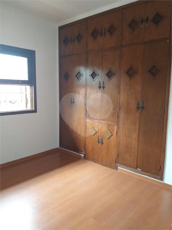 Casa à venda com 4 quartos, sendo 1 suíte,  no Centro, Vinhedo, SP