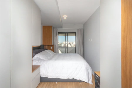 Apartamento de 68m² com 2 Quartos (1 Suíte) e 1 Vaga no Condomínio Downtown - República