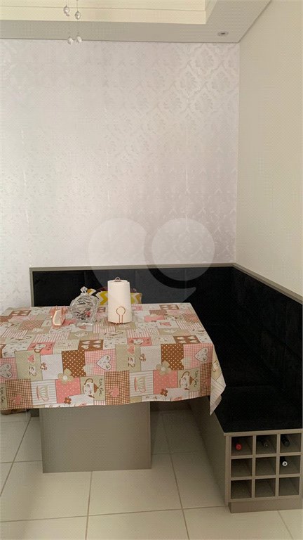 Apartamento no Condomínio Parque dos Manacás.