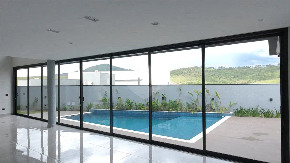CASA ALTO PADRÃO | 5 SUÍTES | CONDOMÍNIO CLUBE – ATIBAIA