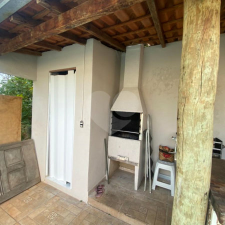 Excelente casa toda reformada e com otimo acabamento com churrasqueira e piscina