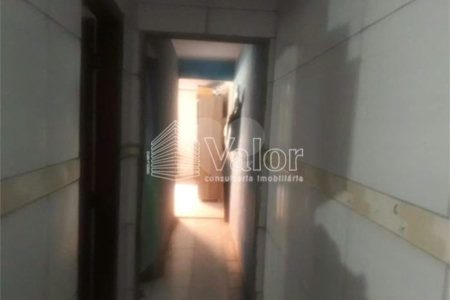Casa térrea à venda com salão comercial
