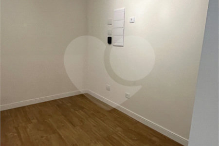 Casa Terrea com 3 suítes a Venda em Atibaia