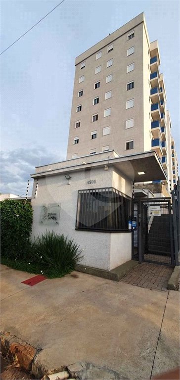 Apartamento térreo no Residencial Sineu