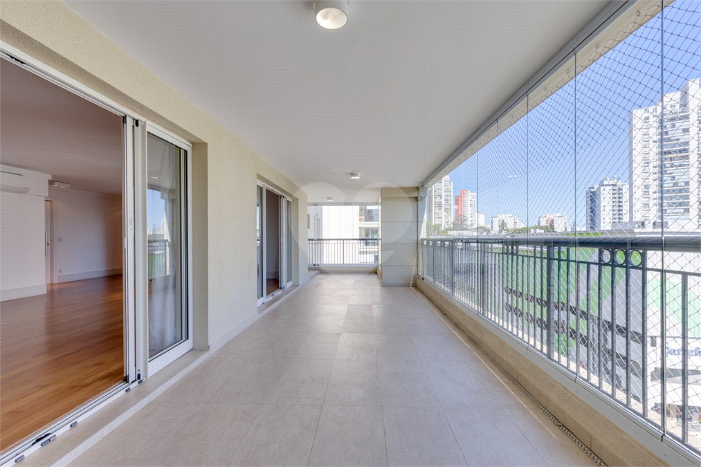 Apartamento para alugar com 4 suítes em Chácara Flora, São Paulo, SP