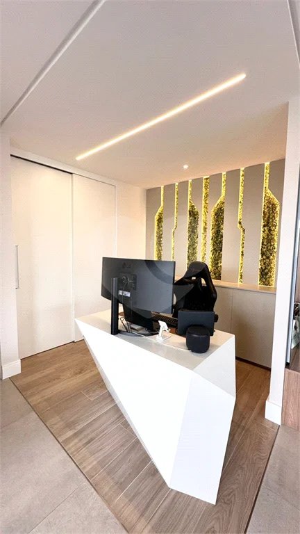 Apartamento de 140 m², 2 dormitórios sendo uma suìte, 3 vagas - Campo Belo/SP.