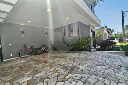 Casa à venda com 3 suítes em Vila Popular, Itapetininga, SP