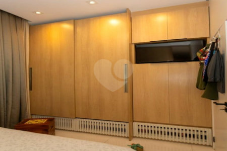 Apartamento à venda com 2 quartos, sendo 1 suíte,  em Cambuci, São Paulo, SP