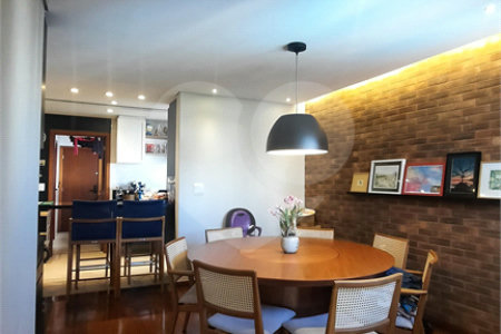 Apartamento à venda com 4 quartos, sendo 2 suítes, em Morumbi, São Paulo, SP