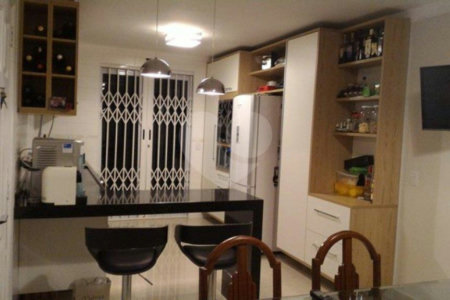 Sobrado à venda com 3 quartos, sendo 1 suíte, em Jardim São Paulo(zona Norte), São Paulo, SP