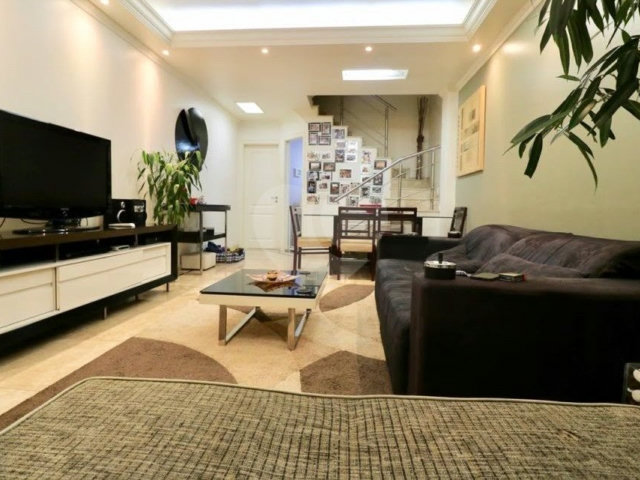 Casa à venda com 3 quartos, sendo 1 suíte,  no condomínio Taquaral Village, São Paulo - SP