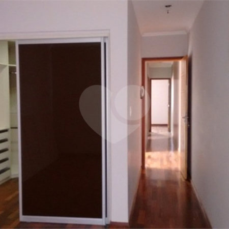 Sobrado à venda com 3 quartos, sendo 1 suíte, em Vila Antonina, São Paulo, SP