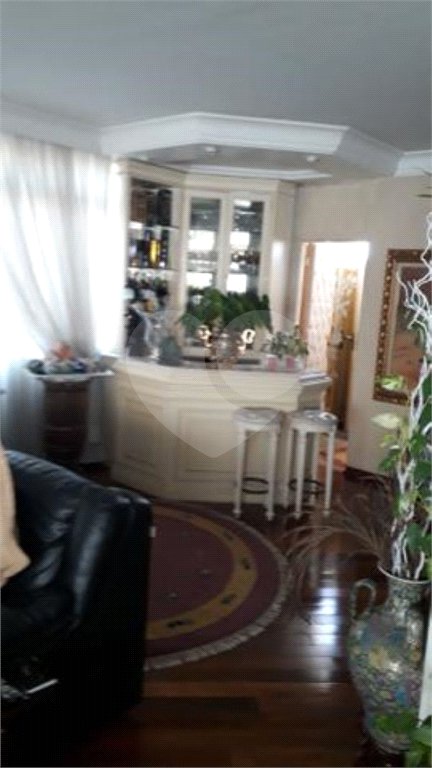 Apartamento à venda com 3 quartos, sendo 1 suíte,  em Vila Monumento, São Paulo, SP