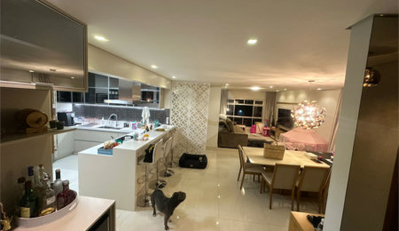 Apartamento à venda com 3 quartos, sendo 1 suíte,  em Cambuci, São Paulo, SP