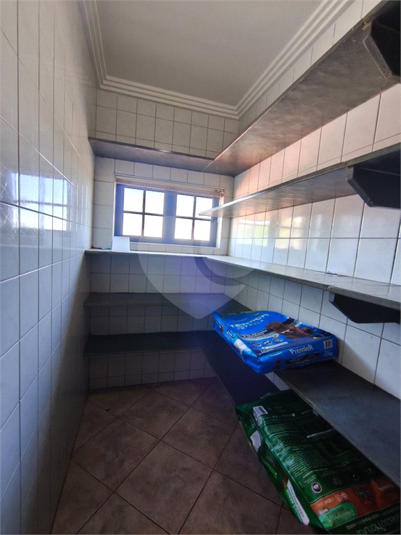 Casa à venda ou para alugar com 3 suítes no condomínio Estância Marambaia, Vinhedo - SP