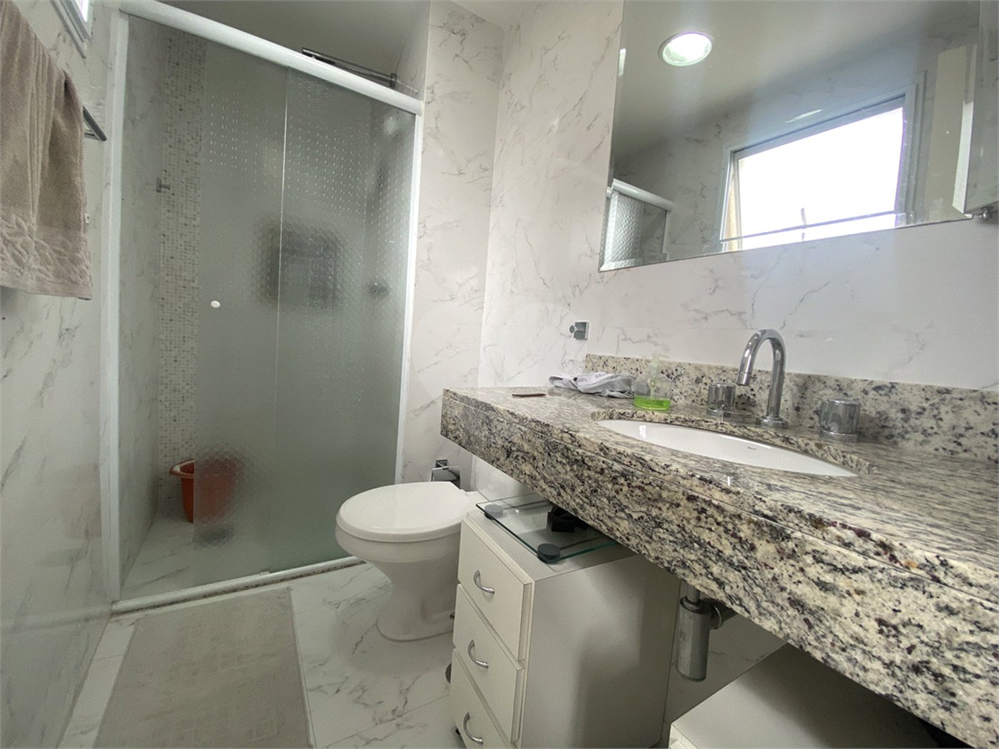 Apartamento à venda com 3 suítes em Santana, São Paulo, SP