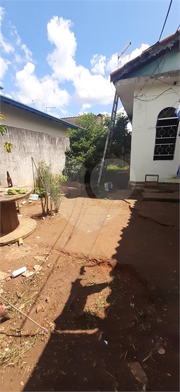 Casa à venda com 3 quartos em Alvinópolis, Atibaia, SP