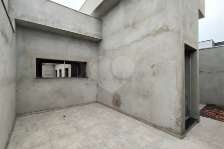 Casa à venda com 3 quartos, sendo 1 suíte, em Parque Itapê, Itapetininga, SP