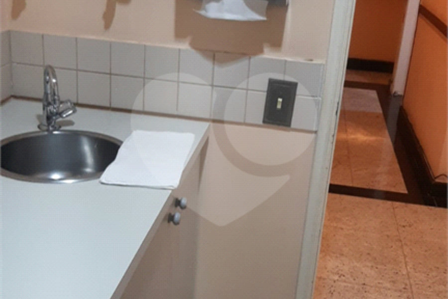 Sala à venda ou para alugar no Centro, São Paulo, SP