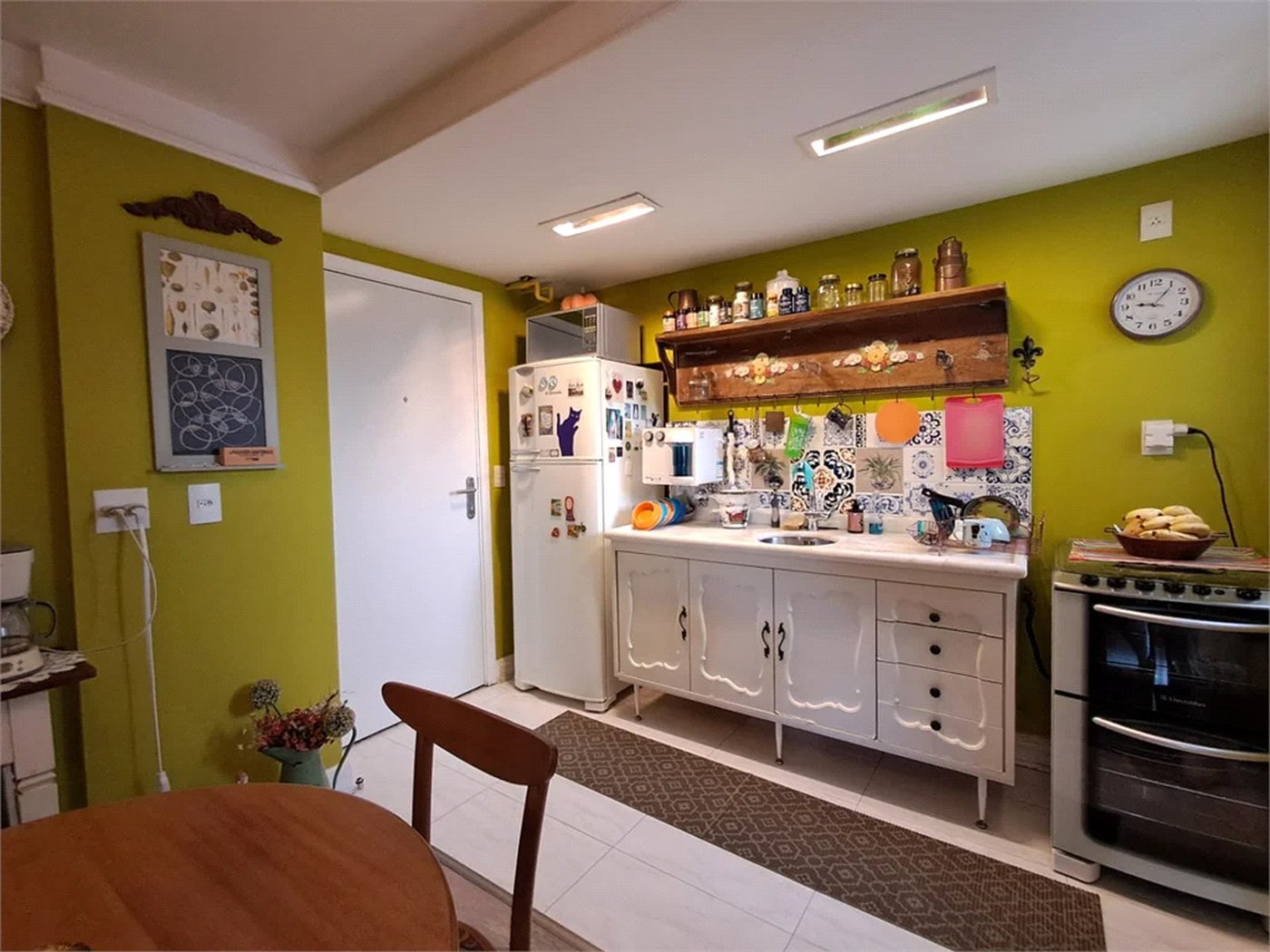Apartamento à venda com 2 suítes em Vila Romana, São Paulo, SP